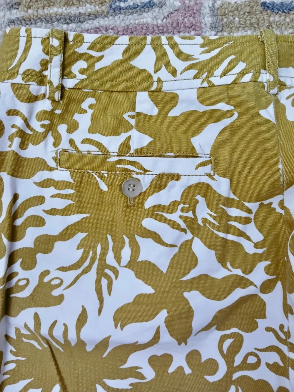 J. Crew City Fit Chino Shorts size 6 mustard yellow tropical print